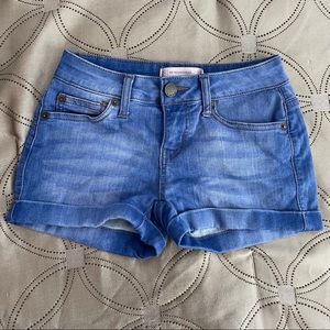No Boundaries shorts size 3